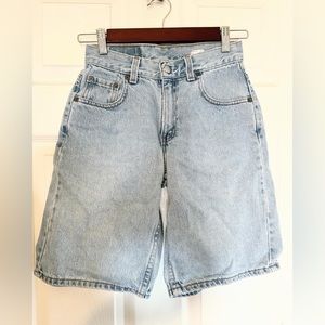Levi’s 570 Baggy Fit Jean Shorts